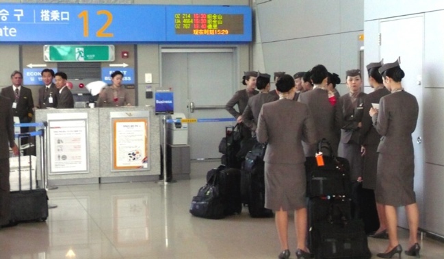 Sur la route de Tokyo (Paris-Seoul) Sur la route de Tokyo (Paris-Seoul)